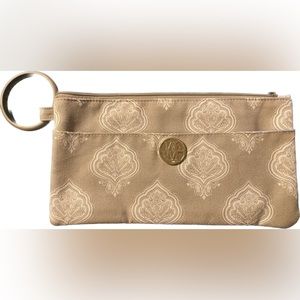 Mud pie Lil biter bangle bag